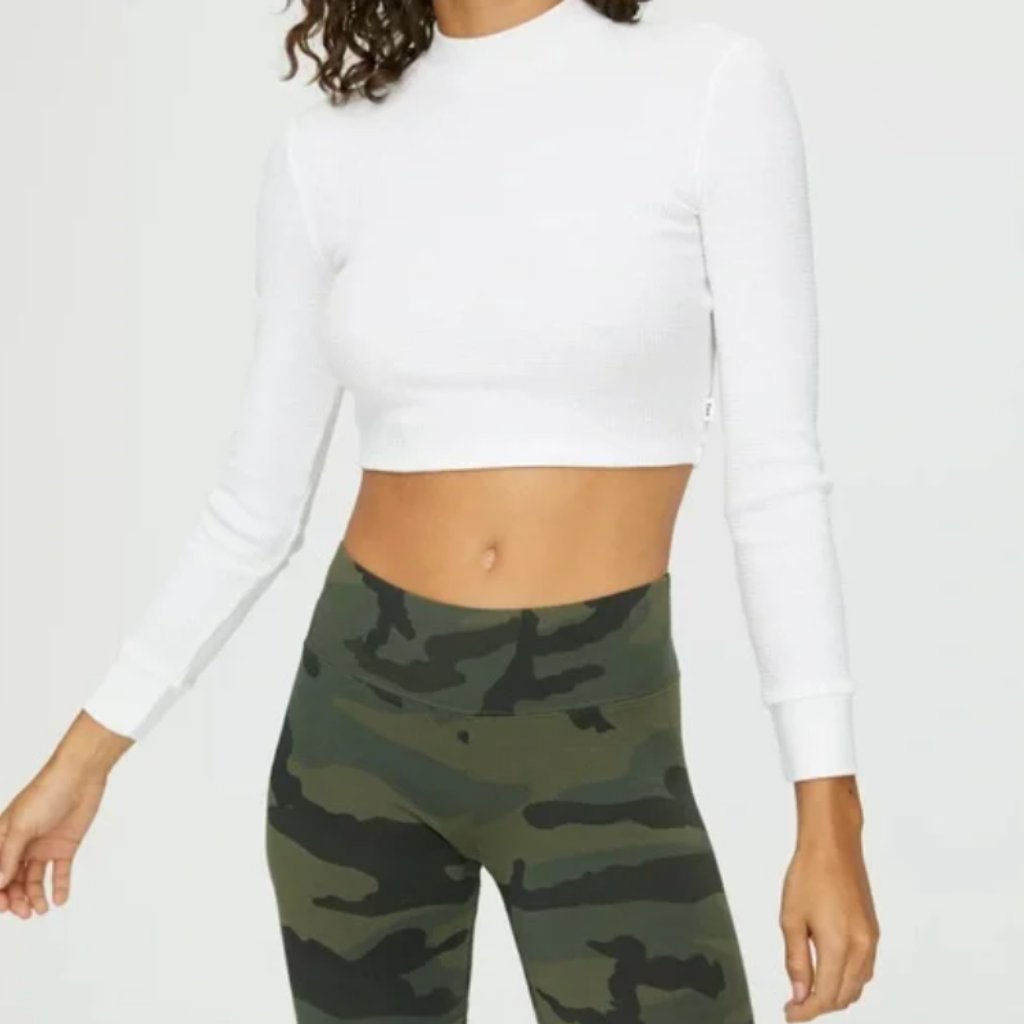 Aritzia Tna Thermal Mock Neck Waffle Knit Long Sleeve Cropped Top Size Medium